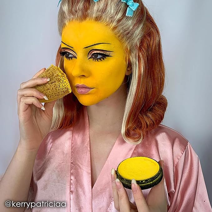 Mehron Makeup StarBlend Cake Makeup | Wet/Dry Pressed Powder | Powder Foundation | Yellow Face Paint & Body Paint 2 oz (56g)