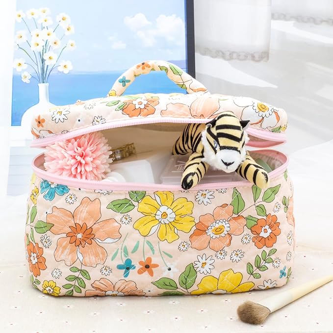 PAZIMIIK Quilted Makeup Bag Large Travel Zipper Soft Cosmetic Case for Women Girls Make Up,Floral Orange