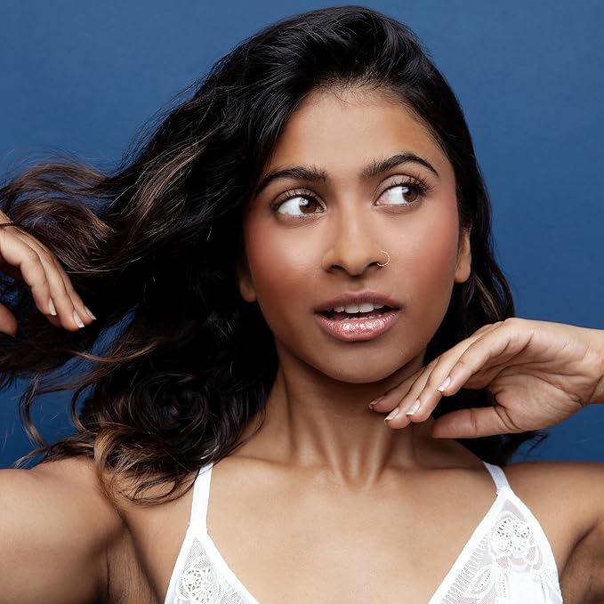 Juwel Cosmetics Frosted Finish Lipstick, Long Wear Moisture-Rich Shades with Natural Minerals, Matte Lipstick Contains Shea Butter, Grapeseed & Avocado Oils, Lead-Free, Gilded