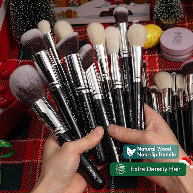 Pro makeup Artist Brushes Set 32Pcs Luxury Goat Hair Horse hair Makeup Brush Set eye and face brushes for every possibility By Bueart Design