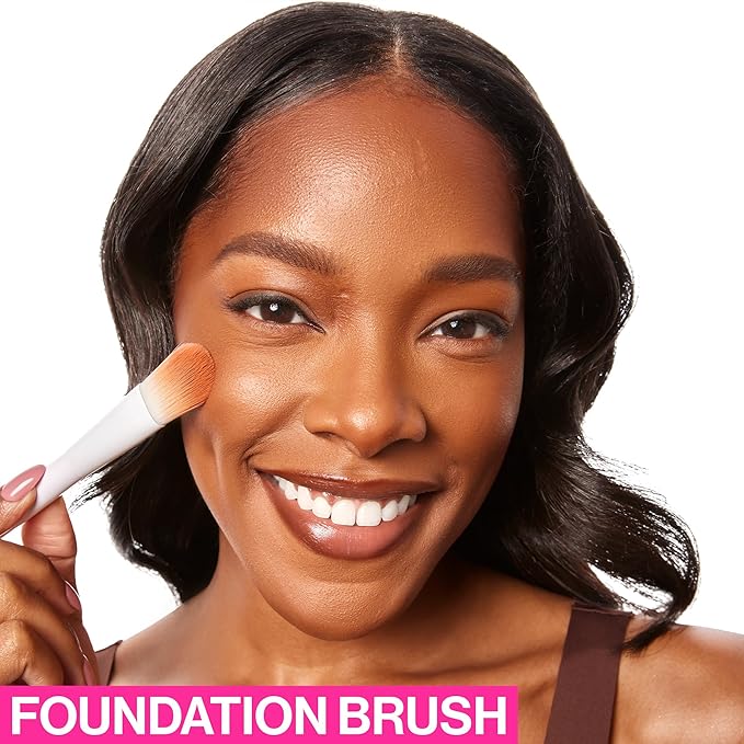 wet n wild Foundation Brush, Densely-Packed Synthetic Fiber Bristles for Liquid, Cream & Powder, Ergonomic Handle for Comfortable Control