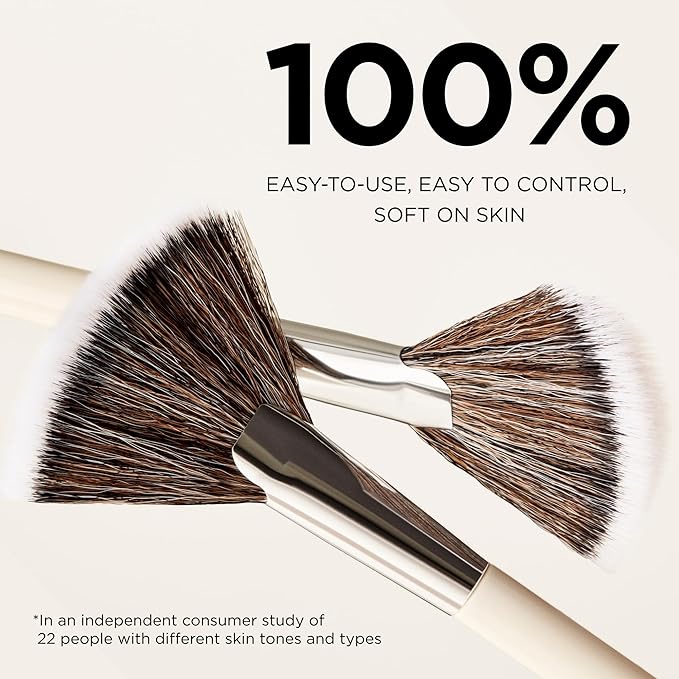 HALEYS Fan Brush VEGAN+CRUELTY-FREE, Sustainable Wood, Vegan Bristles for Airbrushed Finish, For highlighter application, Streak-free, Perfect Blending, Blurs, Smooths with Control