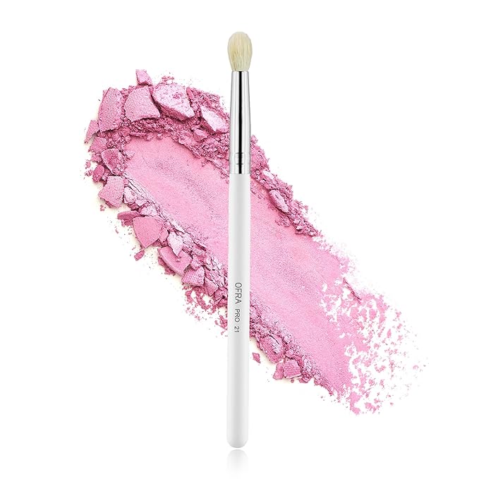 OFRA Makeup Blending Brush #21 - Blending Brush for Eyeshadow, Highlighter, Concealer, and Softening Eyeliner - Eye Makeup Smudge Brush