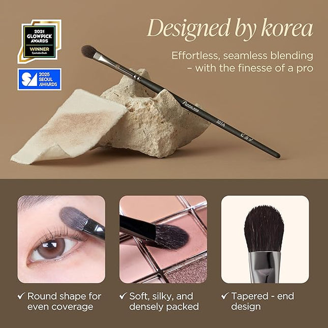 Piccasso 207A Eyeshadow Brush – Flat Rounded Eye Brush for Blending and Shading, Soft Bristles for Smooth Eye Makeup Application, Korean Eyeshadow Brush for All Eye Shapes