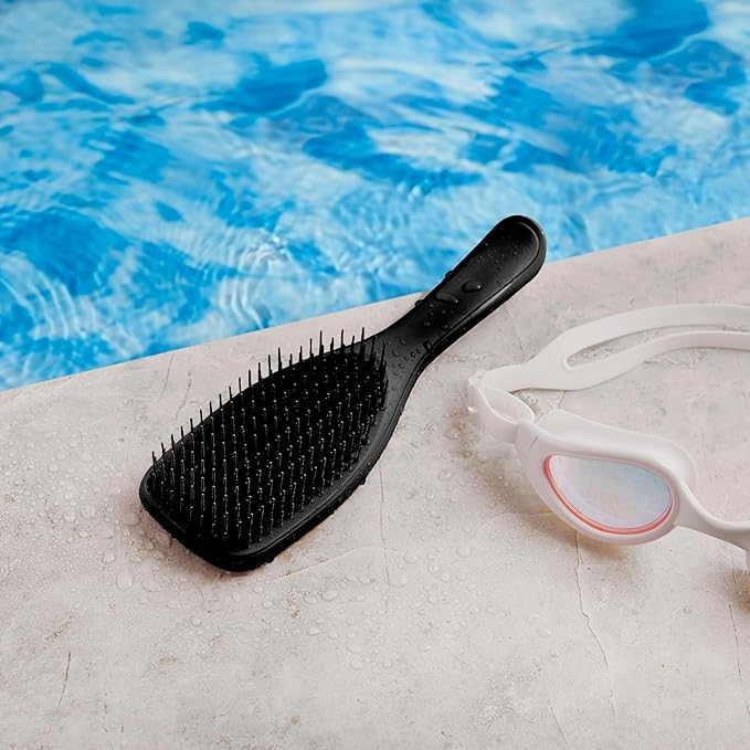 Tangle Teezer Ultimate Detangler Brush for Wet & Dry Hair, Eliminates Knots & Reduces Breakage for All Hair Types, Liquorice Black