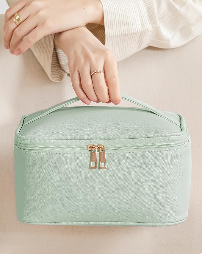 Makeup Bag for Women Large Travel Makeup Bag Organizer Portable Toiletry Bag Cute Makeup Bags Waterproof Leather Cosmetic Bag Makeup Case with Removable Dividers, Green