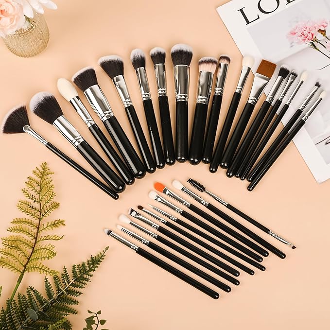 Makeup Brushes 32 Pcs Makeup Kit, Travel makeup brush set, Portable makeup brush set，Multi-functional Makeup Tool Set with Makeup Brush Foundation Brush Make up Brushes Set (LH32, Count, 32)