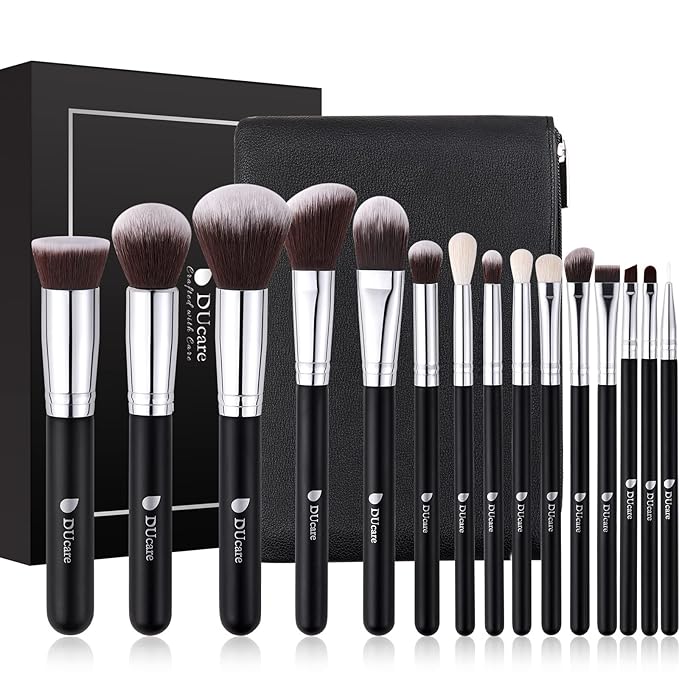 DUcare Makeup Brushes with Bag,15Pcs Makeup Brush Set Christmas Gift Travel Kabuki Foundation Blending Blush Eyeliner Shadow Brow Concealer Brushes Kit Black