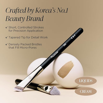 Piccasso Brush 233 Concealer Makeup Brush for Pore Coverage – Precision Tapping Tip for Flawless, Smooth Finish – Synthetic Hair, Wooden Handle