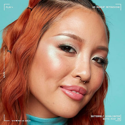 NYX PROFESSIONAL MAKEUP Buttermelt Highlighter, Powder Highlighter Makeup, With Up to 12H Wear and High Impact Glow - 20 Butta Mint (Minty Green)